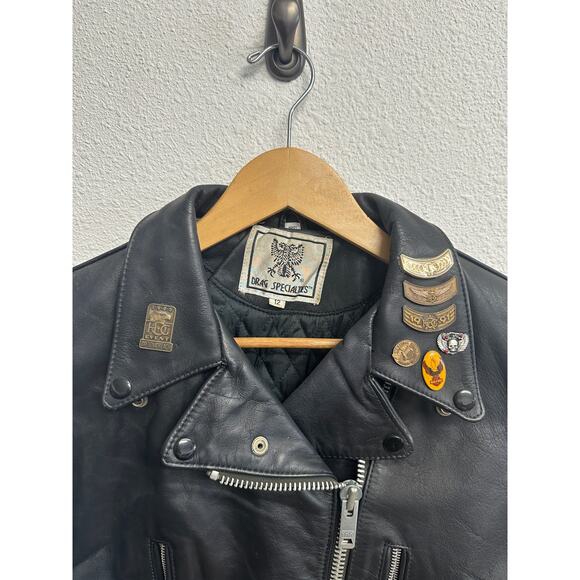 DRAG SPECIALTIES HEAVY BLACK LEATHER FRINGE MOTORCYCLE JACKET SIZE 12 W/ PINS - Picture 3 of 10